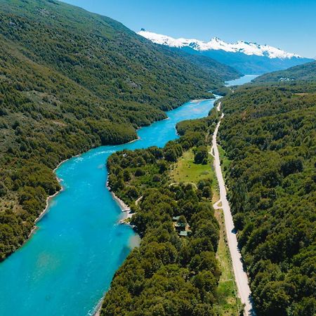 Cabanas Rapidos Del Rio Baker Puerto Bertrand Eksteriør bilde